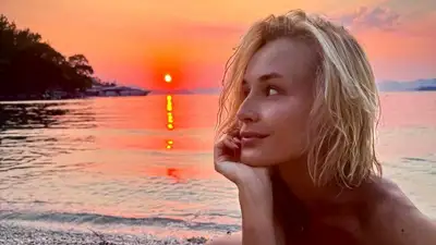 Полина Гагарина развеселила поклонников танцем под песню Надежды Кадышевой, фото - Новости Zakon.kz от 30.07.2024 11:28