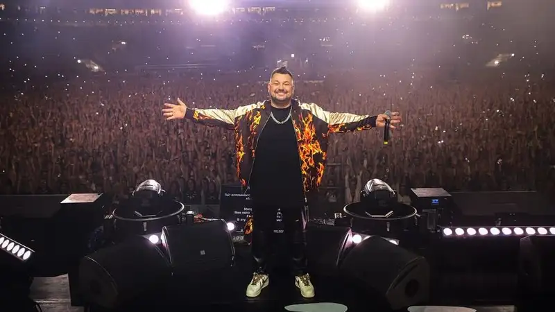 Сергей Жуков опубликовал архивные фото легендарной группы "Руки Вверх!"