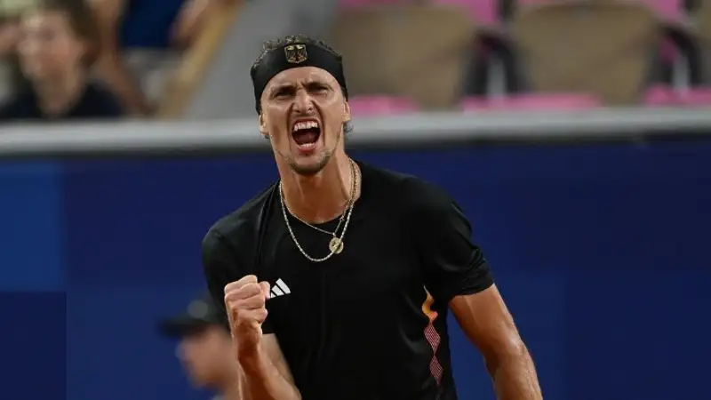 Четвертая ракетка мира из Германии Александр Зверев не смог выйти в полуфинал ОИ в Париже