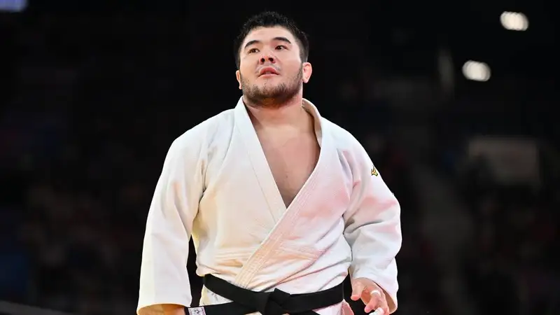 Париж-2024: Казахстанский дзюдоист проиграл чемпиону мира в 1/8 финала