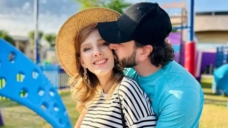 Лиза Арзамасова и Илья Авербух раскрыли пол и имя второго ребенка