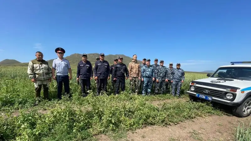 Житель ВКО сутки провел в горах со сломанной ногой
