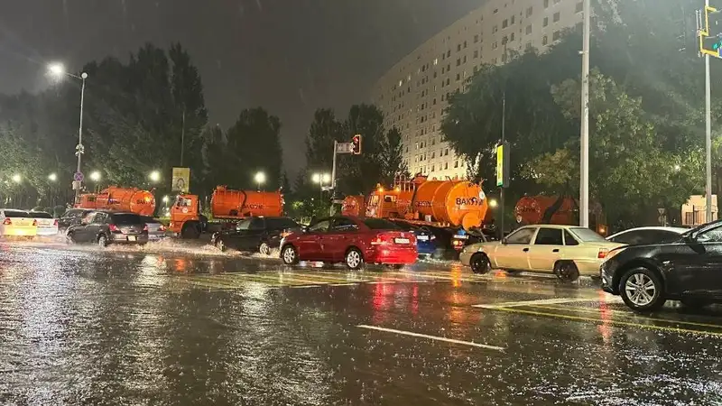 В Астане за два дня выпало осадков больше месячной нормы