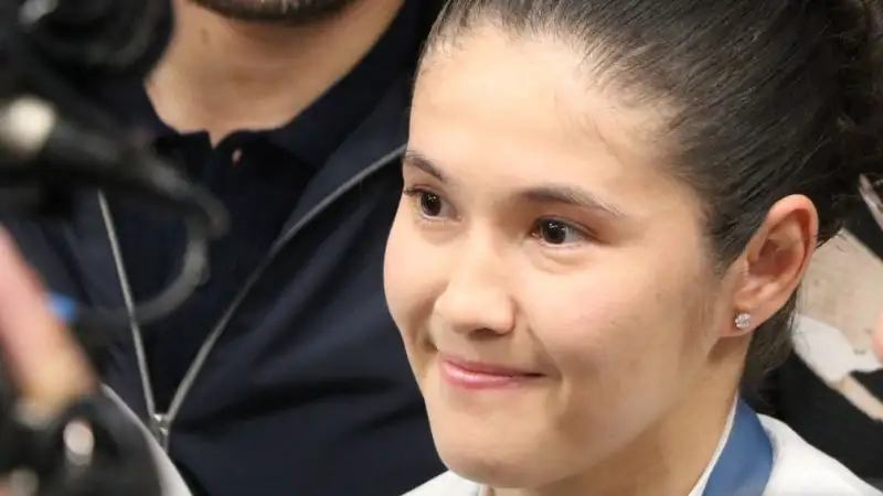 В Алматы встретили Назым Кызайбай