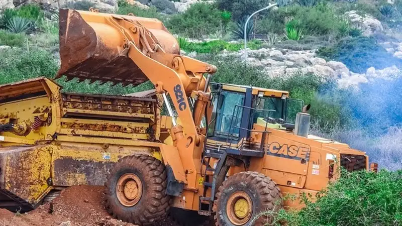 Человеческие останки обнаружили рабочие возле сельского акимата в ВКО