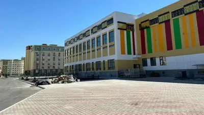 Провели в новой школе, фото - Новости Zakon.kz от 16.08.2024 09:53