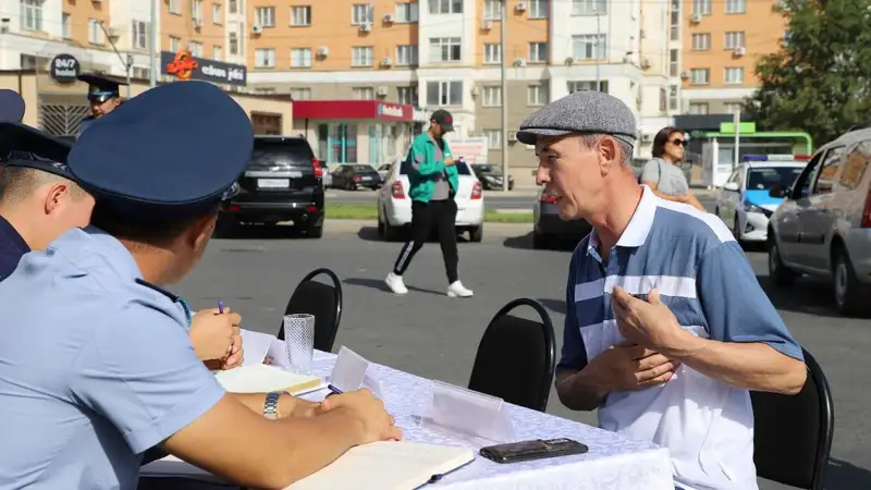 "Приемная на дороге": в Атырау приняли около 100 обращений жителей