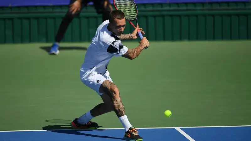 Казахстанские теннисисты стартовали в квалификации US Open: Денис Евсеев вышел во второй круг