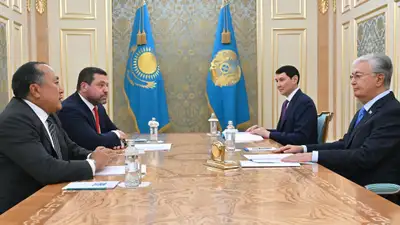 Глава государства принял основателей компании Kaspi.kz , фото - Новости Zakon.kz от 21.08.2024 17:07