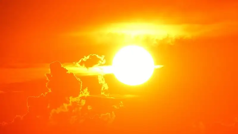 Девять мощных вспышек на Солнце зафиксировали 23 августа