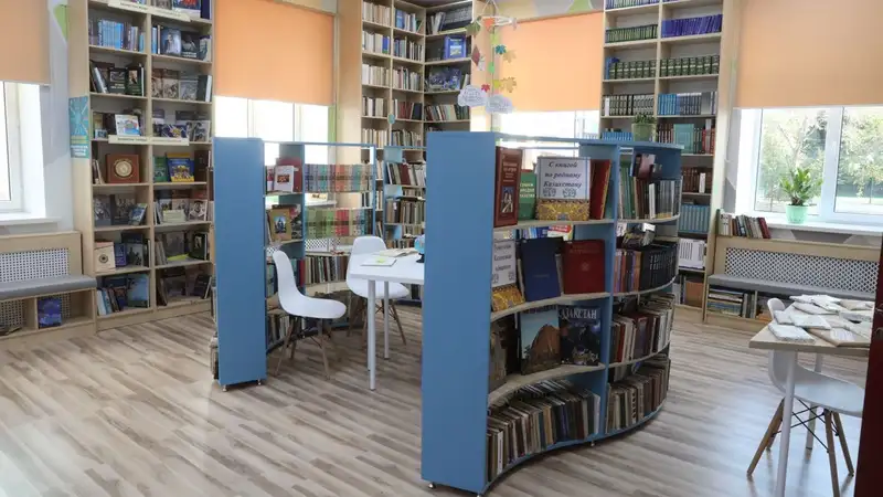 Книги от имени Токаева доставили в сельские библиотеки страны