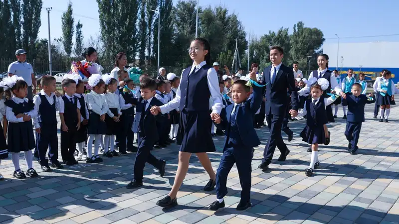 Комфортную школу открыли в Жамбылской области в День знаний