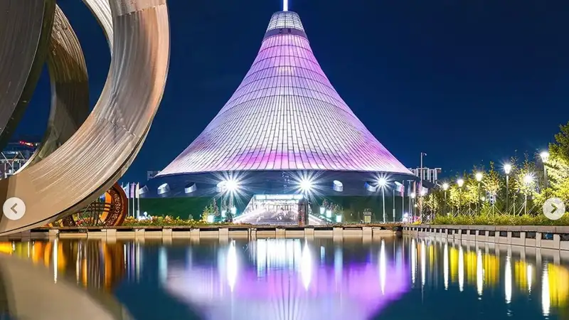 Ночная Астана после дождя восхитила Казнет