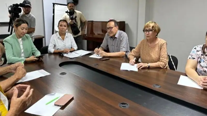 Для представителей гражданского общества и СМИ