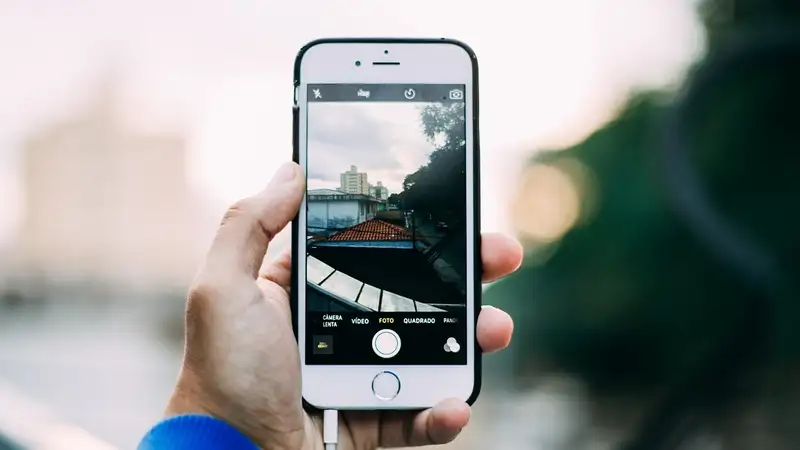 Названы самые пожароопасные способы зарядки гаджетов