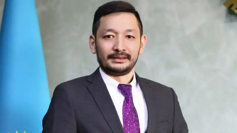 Токаев назначил экономиста Абилкасымова заместителем главы АРРФР