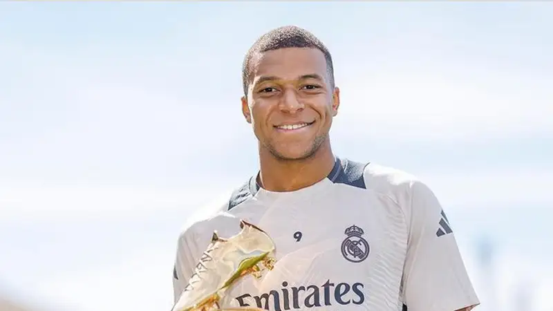 Мбаппе забил гол за "Реал" в матче с "Эспаньолом"