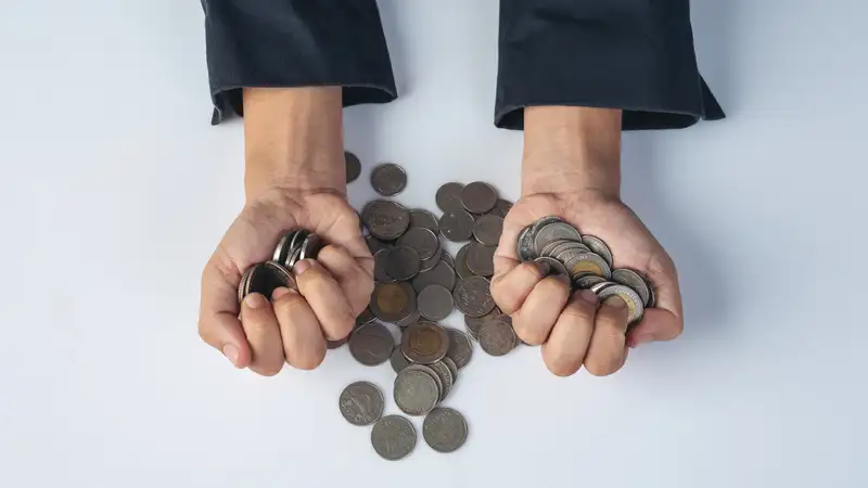 Казахстанцам стали выдавать меньше потребкредитов и займов до зарплаты