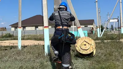 "Казахтелеком" подключает интернет пострадавшим во время паводков, фото - Новости Zakon.kz от 04.10.2024 09:28