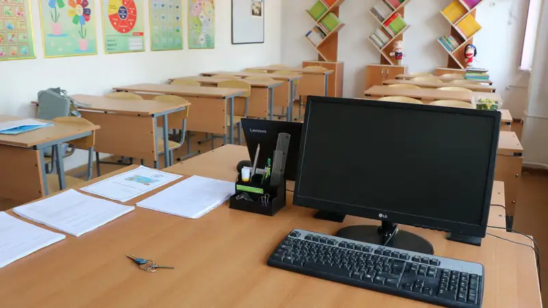 О коррупционных схемах в школах ВКО рассказал Антикор