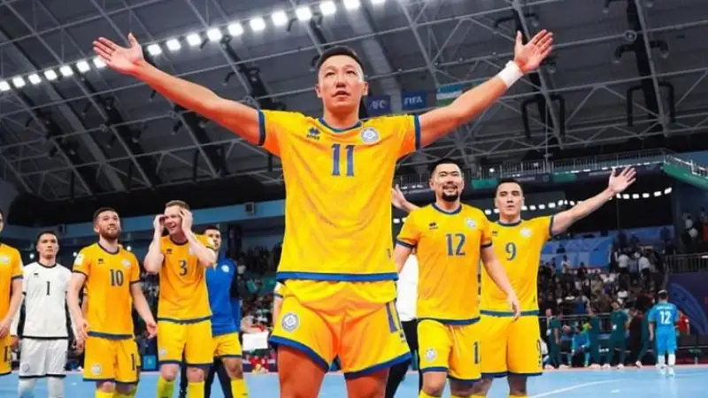 Алматинский "Кайрат" разгромил "Семей" и вышел в элитный раунд Лиги чемпионов