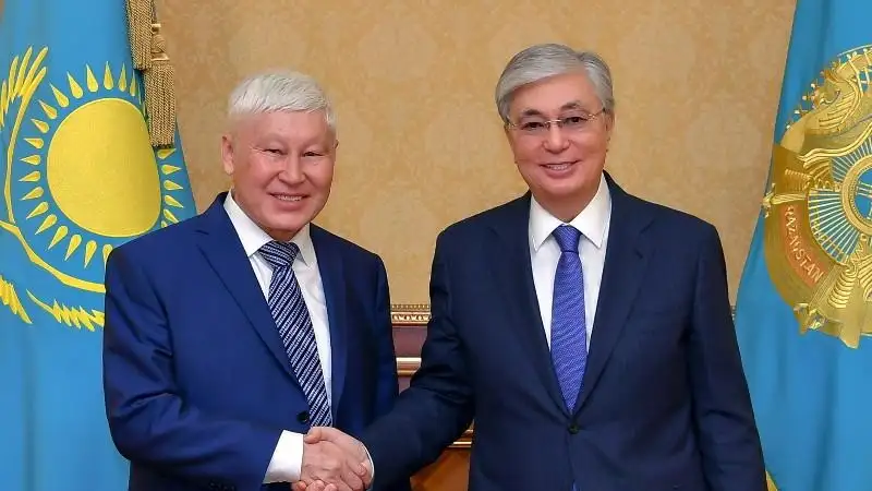 Впервые звание "Қазақстанның Еңбек Ері" присвоено ученому-математику