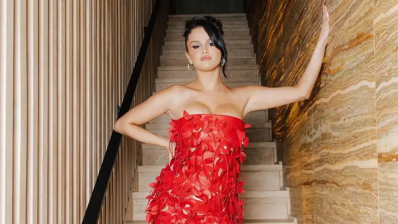 Қыз бен бір жігіт сфера