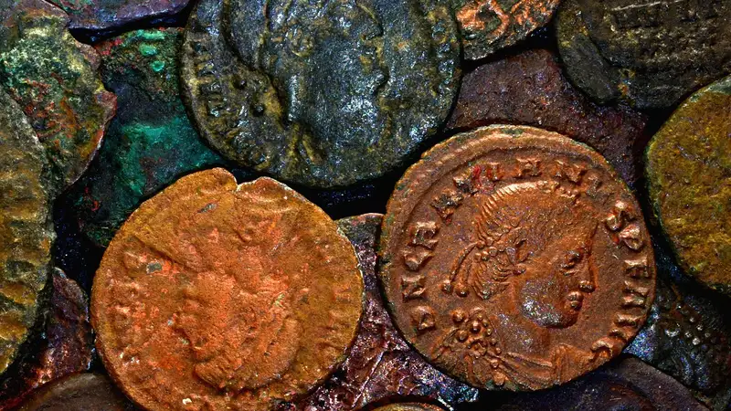 Тысячелетний клад, найденный при раскопках, продали за 5,6 миллиона долларов
