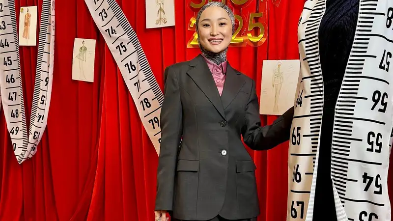 Молдир Ауелбекова восхитила кадрами семейной фотосессии с детьми и мамой