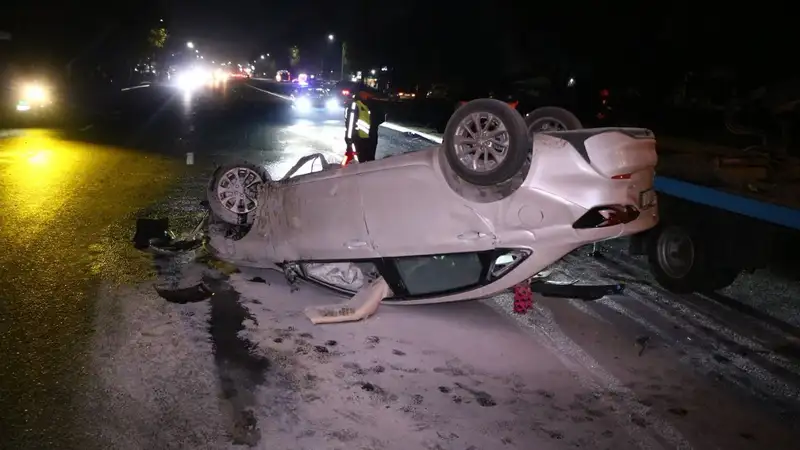 Водитель чудом не пострадал в серьезной аварии в Алматы