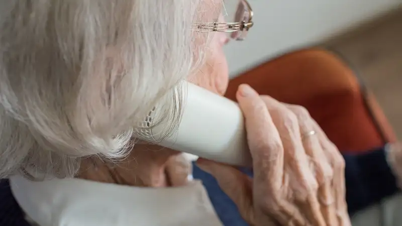 Как выстроить границы с требовательными родителями, рассказал психолог