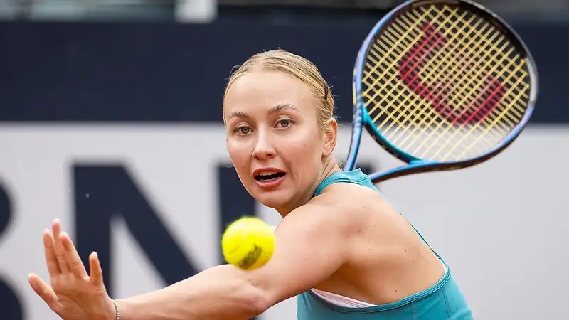 Российская теннисистка сообщила о разводе с казахстанским игроком