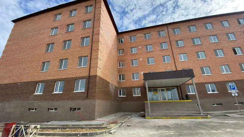 В Акмолинской области активно ведутся работы по ремонту и строительству студенческих общежитий