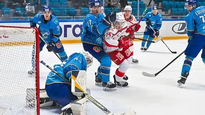 хоккей, фото - Новости Zakon.kz от 07.11.2024 21:52