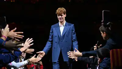 Тренер первой ракетки мира итальянца Янника Синнера Дарен Кэхилл вновь прокомментировал ход допинг-истории с участием своего подопечного, фото - Новости Zakon.kz от 08.11.2024 17:08