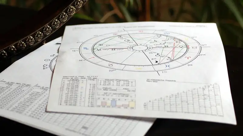 Новые идеи и яркие чувства: воскресный гороскоп для всех знаков зодиака