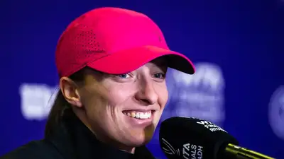 Ига Швёнтек прилетела в Малагу для участия в Кубке Билли Джин Кинг, фото - Новости Zakon.kz от 11.11.2024 09:24