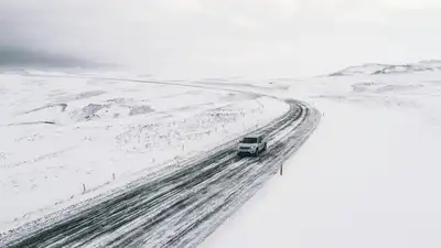 Закрытая трасса, закрыто, стоп, снег, снегопад, метель, закрытая дорога, непогода, перекрытая дорога, дорога закрыта, заносы, занос , фото - Новости Zakon.kz от 17.12.2024 14:00