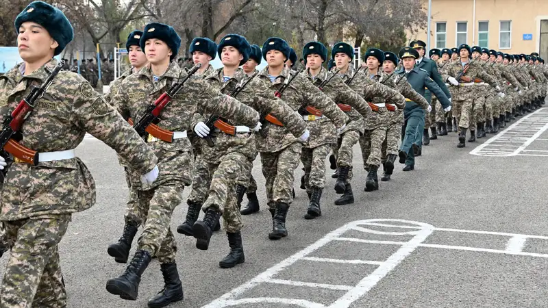 Более 90% случаев гибели срочников не связаны с военной службой – Минобороны Казахстана