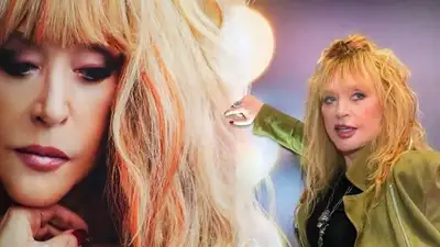 Легендарный шлягер Аллы Пугачёвой зазвучал по-новому благодаря казахской домбре, фото - Новости Zakon.kz от 15.11.2024 18:11