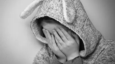 Отчим насиловал несовершеннолетнюю падчерицу в Павлодарской области, фото - Новости Zakon.kz от 16.11.2024 21:02