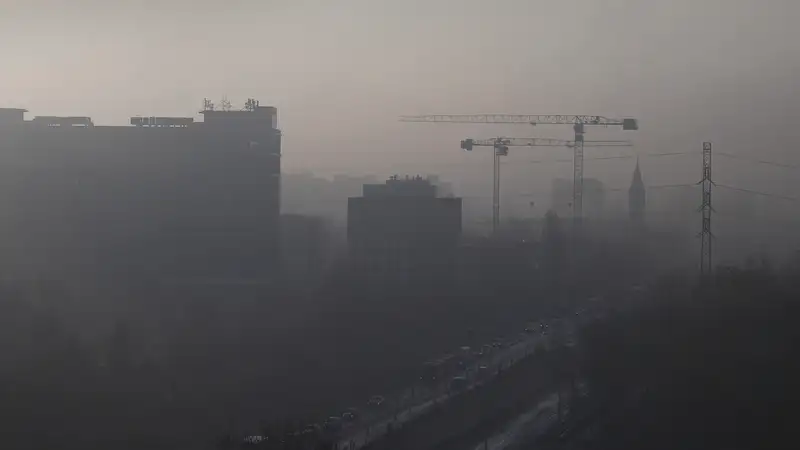 Аномальный выброс ядовитого газа зафиксировали в Усть-Каменогорске