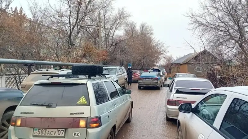 Школу "заминировали" в Уральске