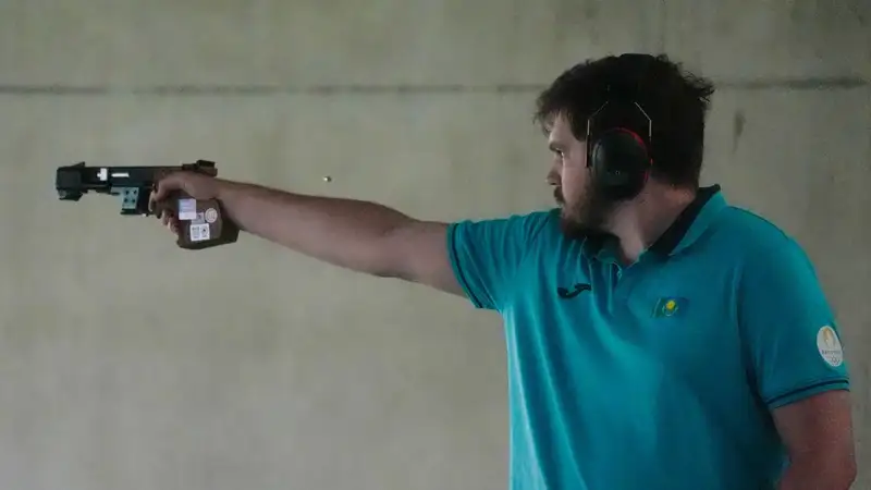 Казахстанский стрелок Никита Чирюкин возглавил азиатский рейтинг