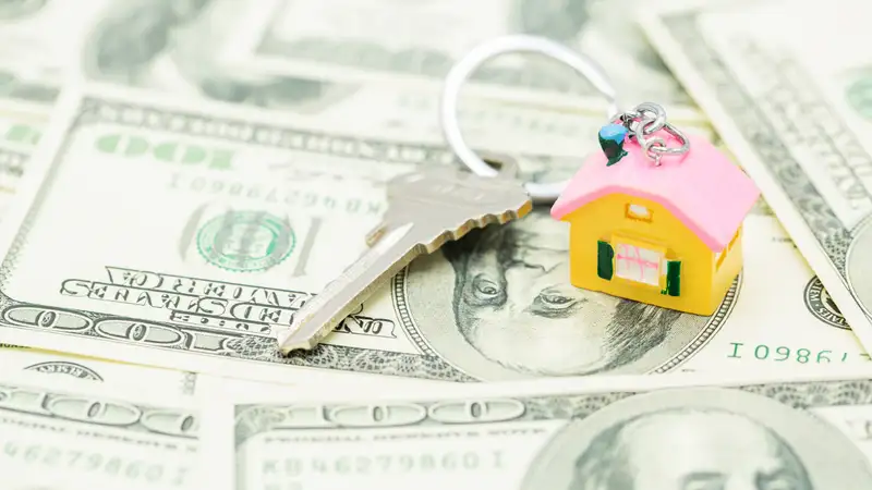 Как курс доллара отразится на стоимости недвижимости и аренды в Казахстане