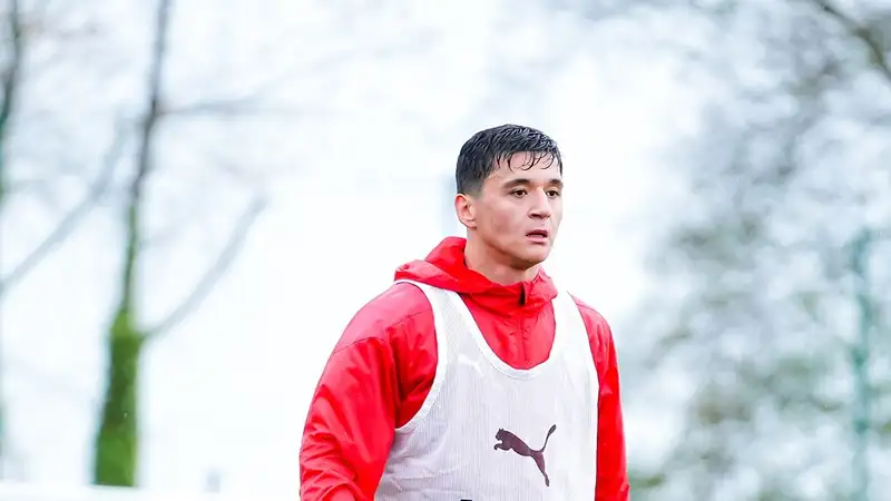 ПСЖ хочет купить игрока сборной Узбекистана Хусанова