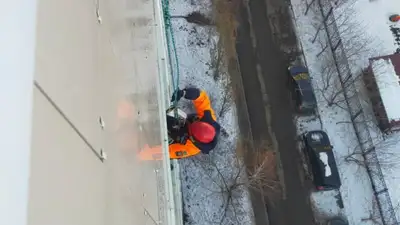 помощь спасателей, фото - Новости Zakon.kz от 27.11.2024 19:32