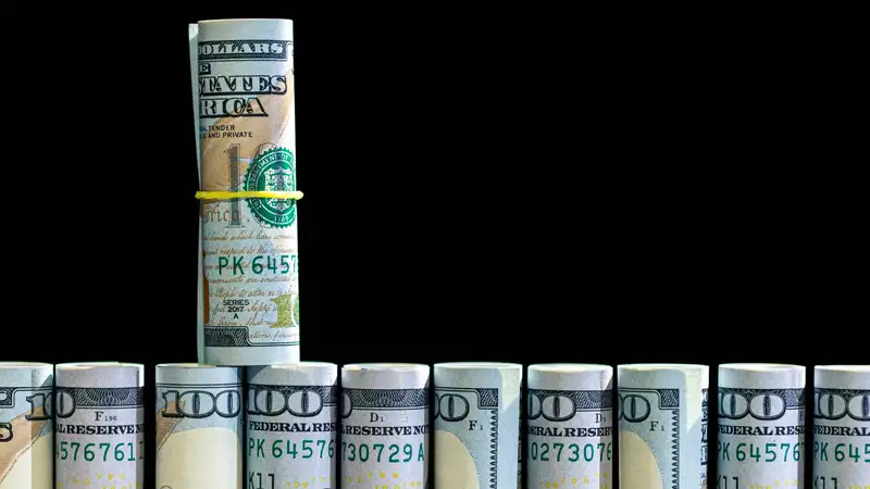 С чем связан скачок курса доллара и как это может повлиять на цены – мнение эксперта