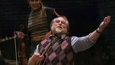 Канадский актер погиб во время представления "Рождественской песни", фото - Новости Zakon.kz от 01.12.2024 03:20