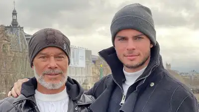 Олег Газманов объяснил, почему приемный сын отказался от его фамилии, фото - Новости Zakon.kz от 03.12.2024 23:40